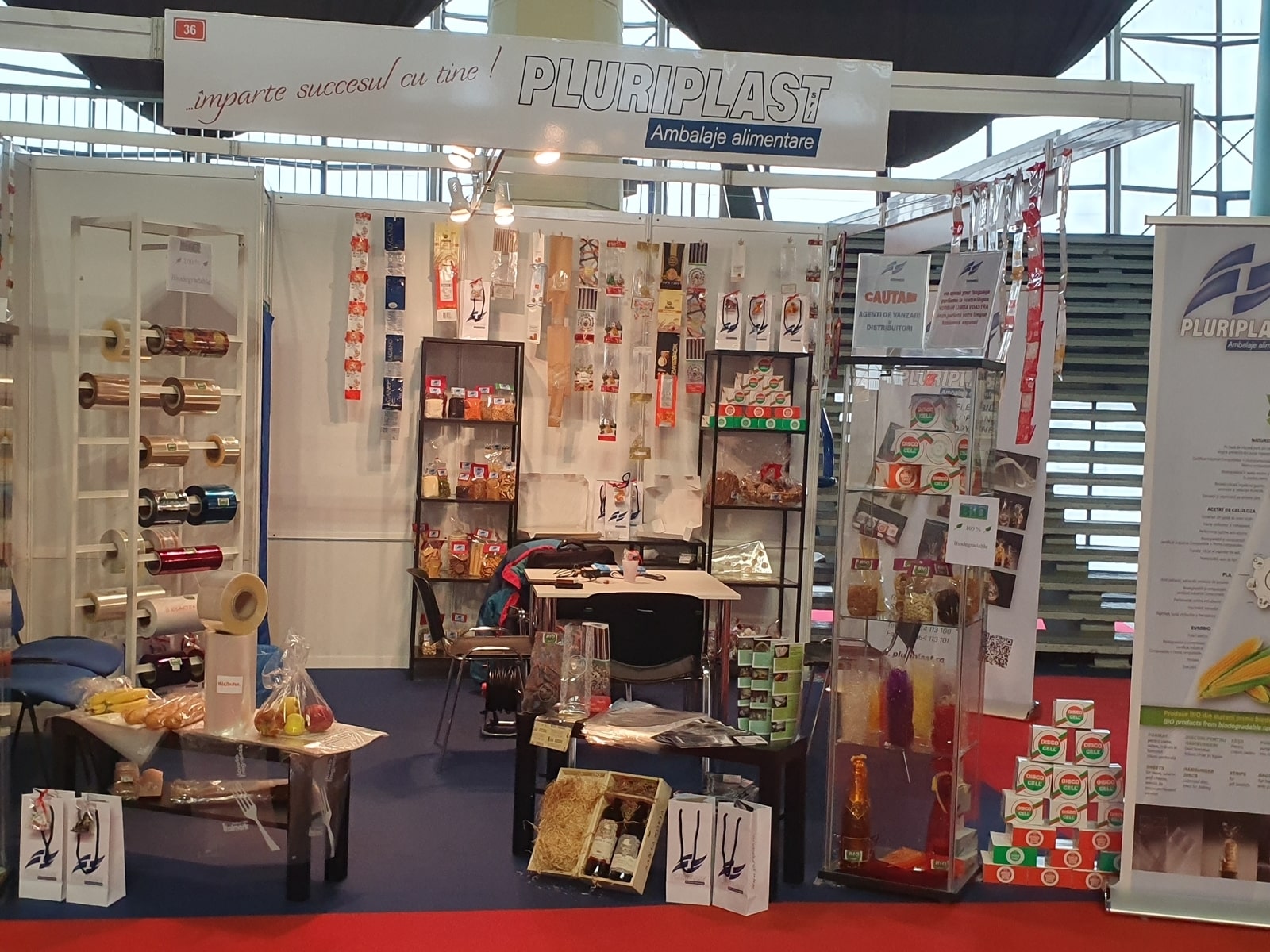 Packshow Pluriplast S R L